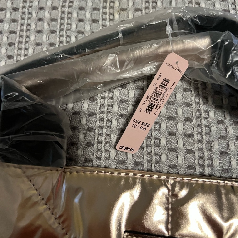 NWT Victoria’s Secret Gold Bag! - Picture 3 of 6